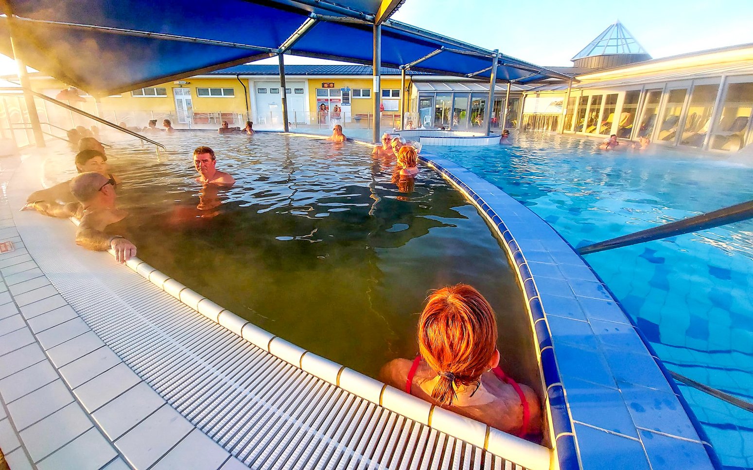 Penzion Nesvady, Fialková ulica 2987, Nesvady 946 51, info@ubytovanienesvady.sk