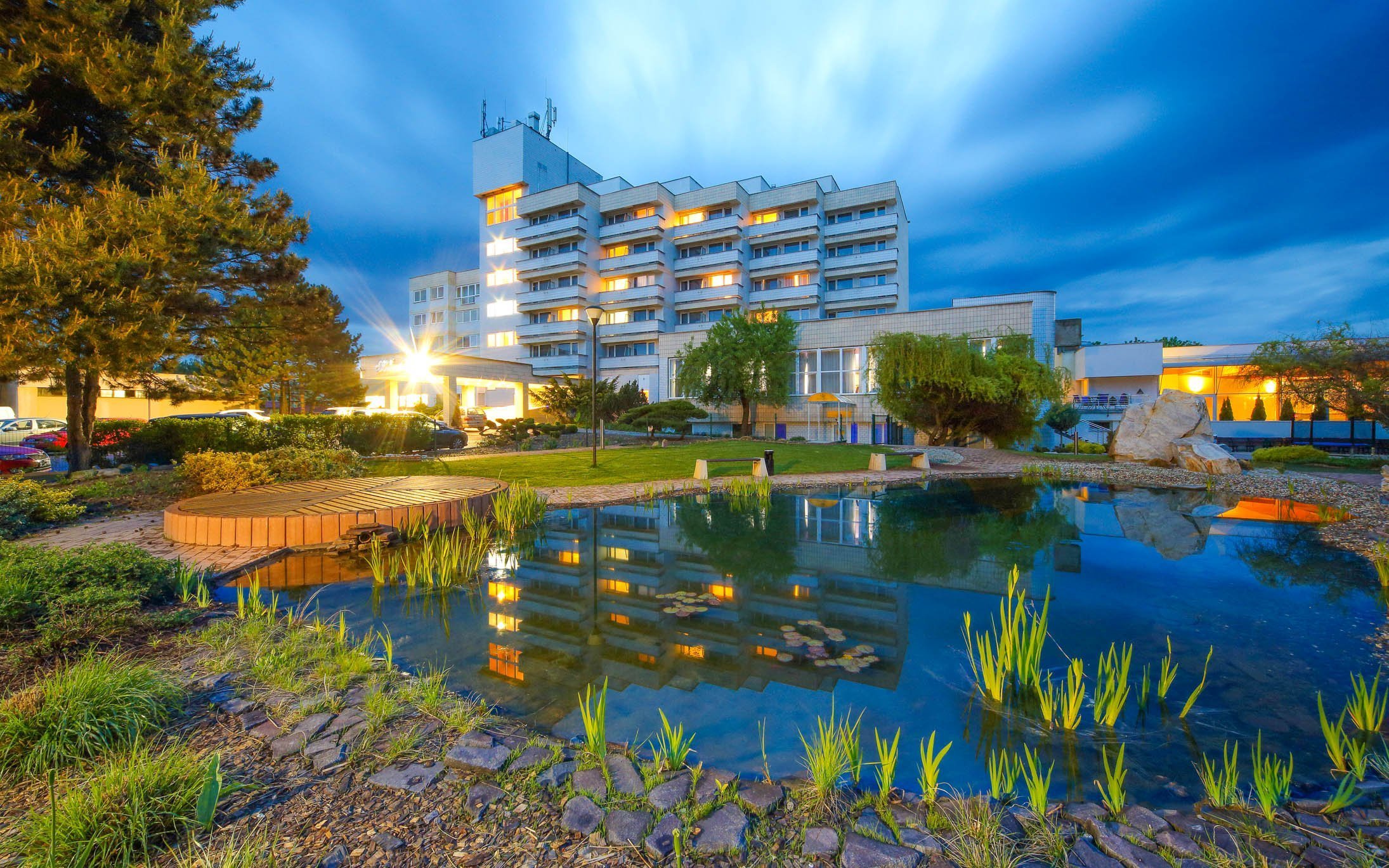 Hotel Hviezda ***, Okružná 123, Dudince 962 71, recepcia@hviezda-dudince.sk