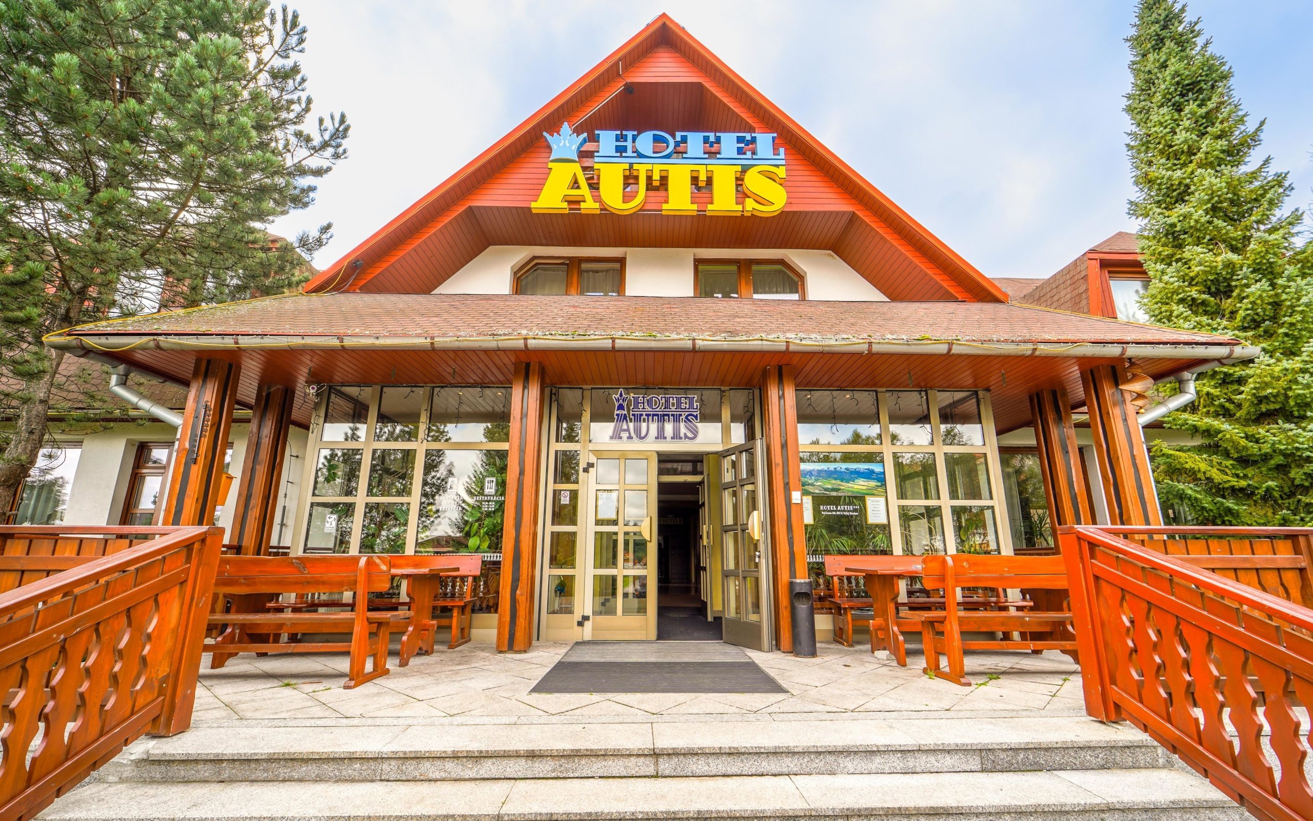 Ubytovanie/Pobyt: Hotel Autis ***, Pod lesom 298, Dolný Smokovec 059 81, recepcia@autishotel.sk