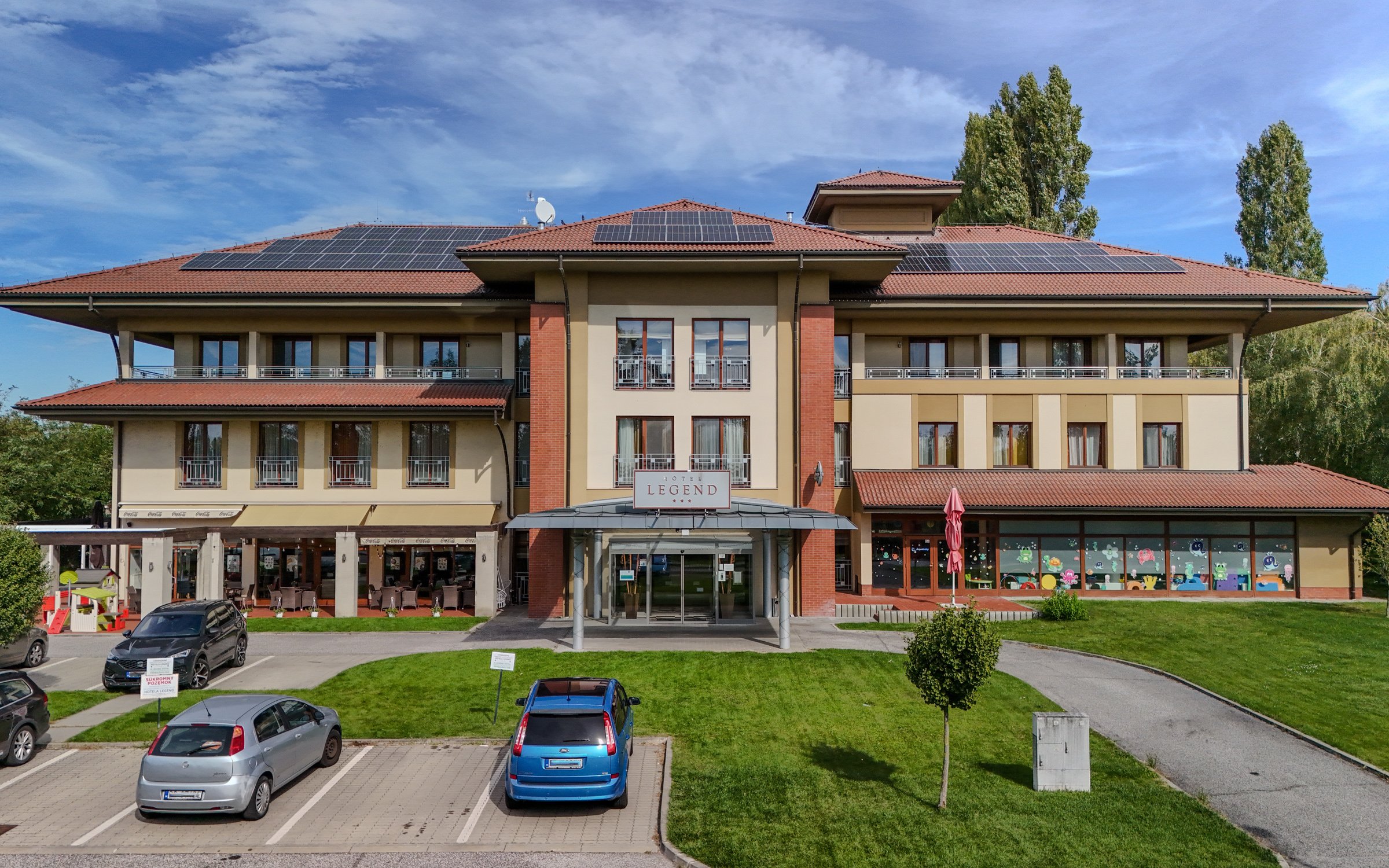 Ubytovanie/Pobyt: Hotel Legend ***, Gabčíkovská cesta 5676/50, Dunajská Streda 929 01, legend@hotellegend.sk