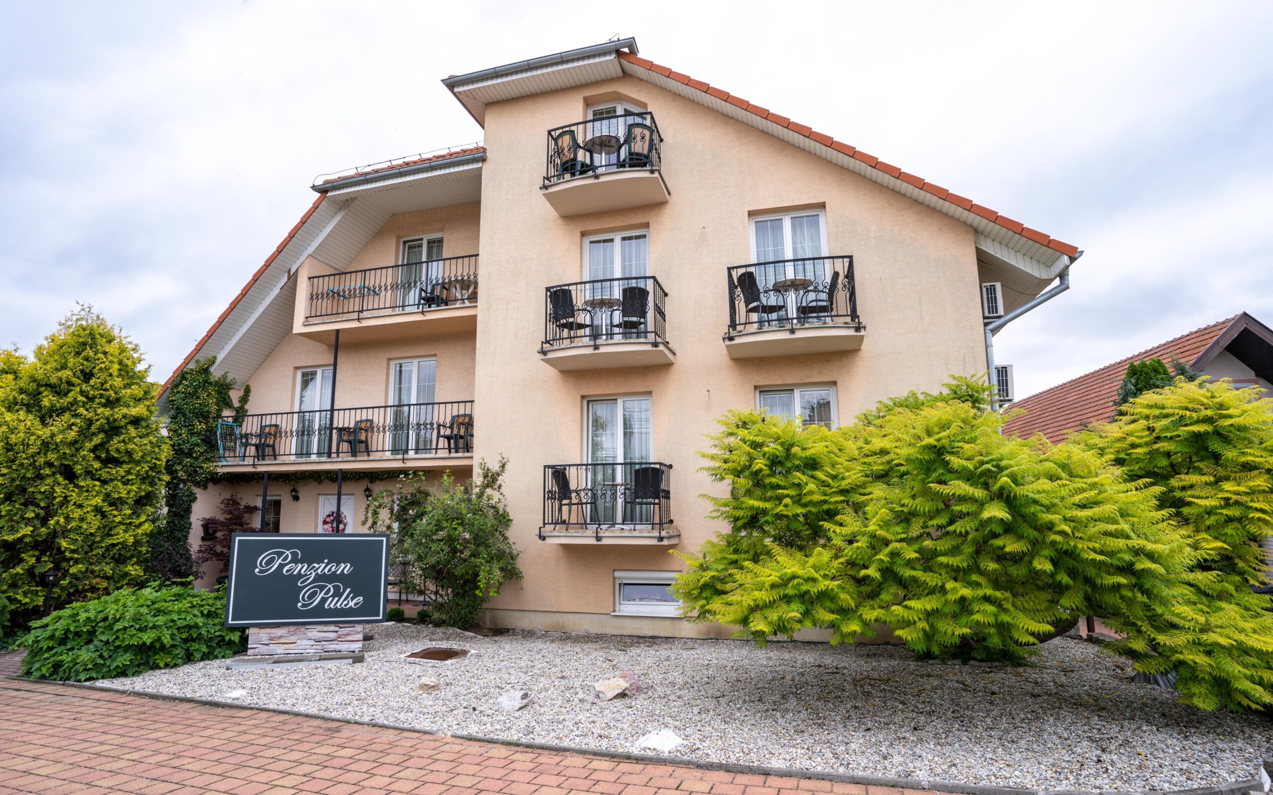 Ubytovanie/Pobyt: Penzion Pulse Podhájska, Belek 402, Podhájska 94148, penzion.pulse@gmail.com